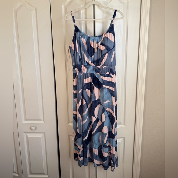 Soma Dresses & Skirts - Soma Built in Bra Dress 💕
